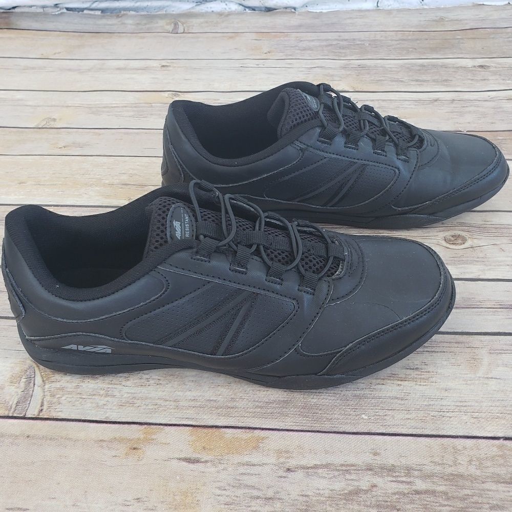 Avis Avi focus food service black slip on sneakers